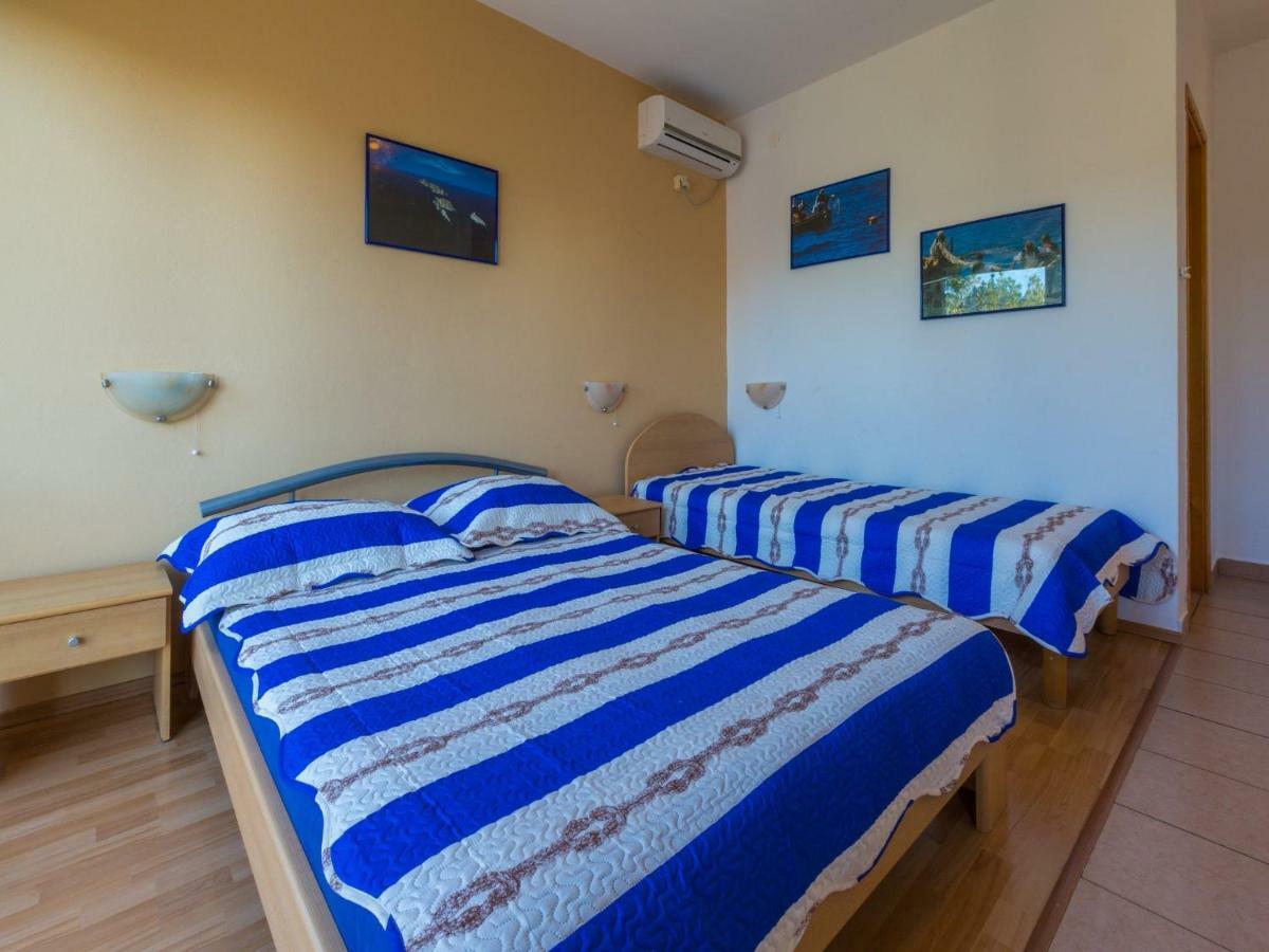 Apartments Ani Crikvenica Buitenkant foto