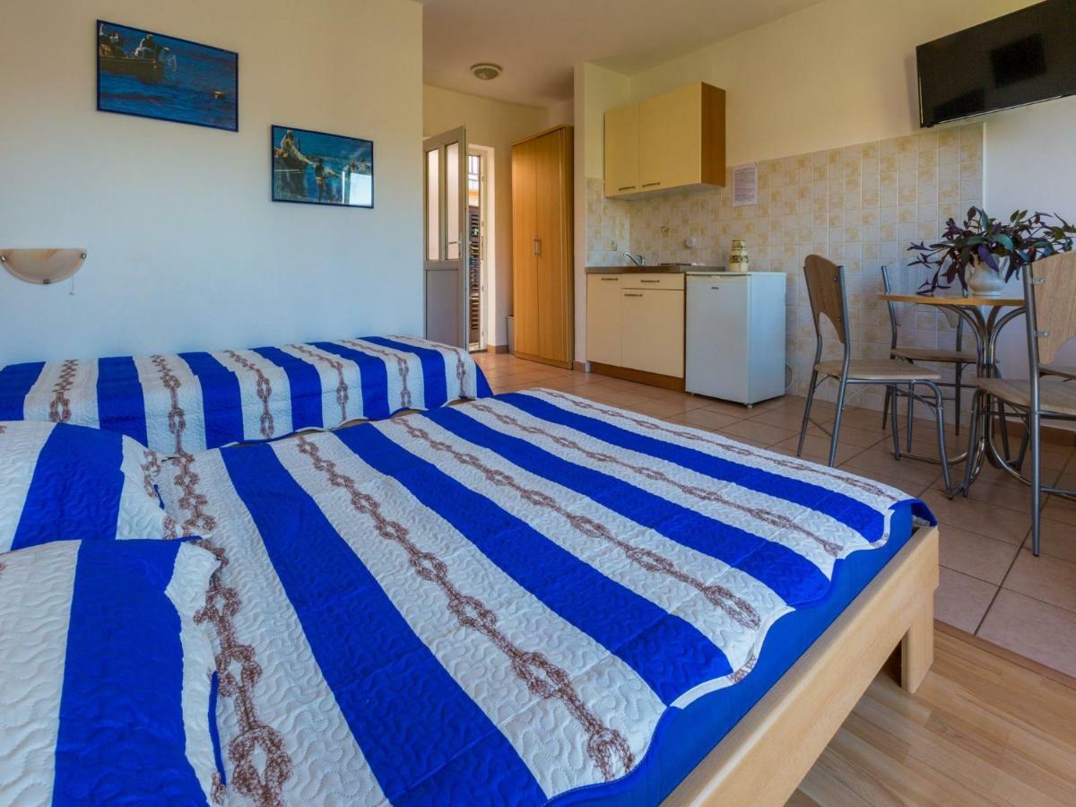 Apartments Ani Crikvenica Buitenkant foto