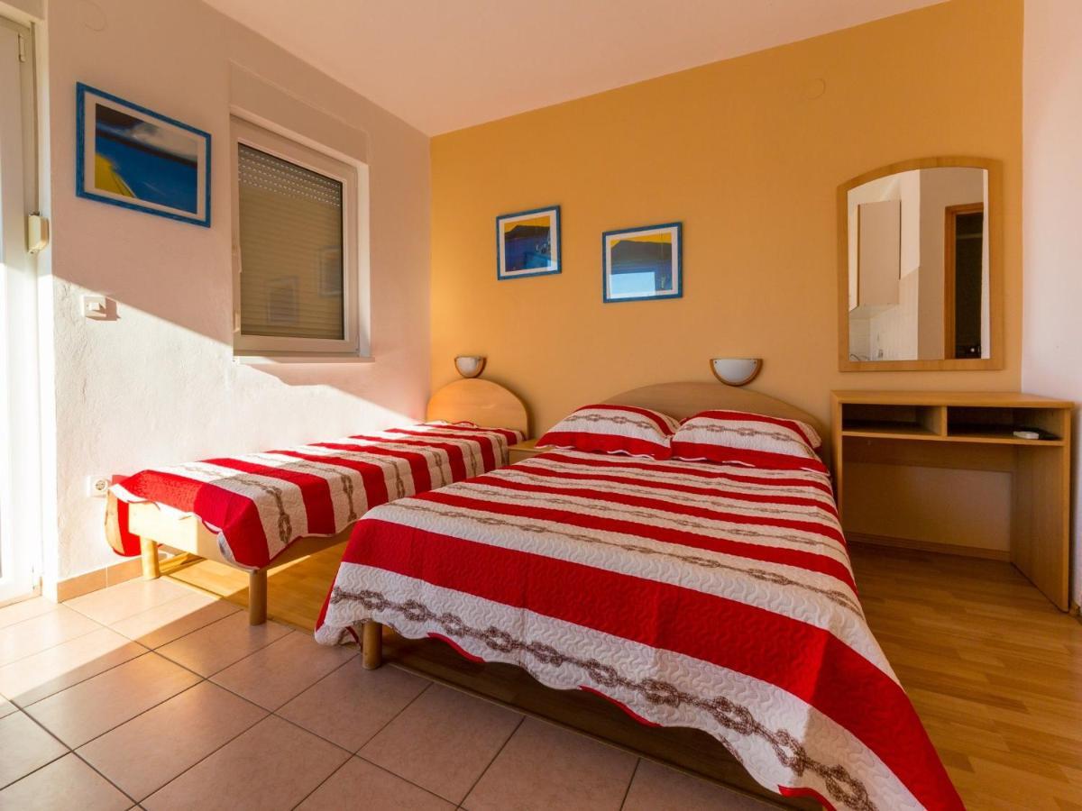 Apartments Ani Crikvenica Buitenkant foto